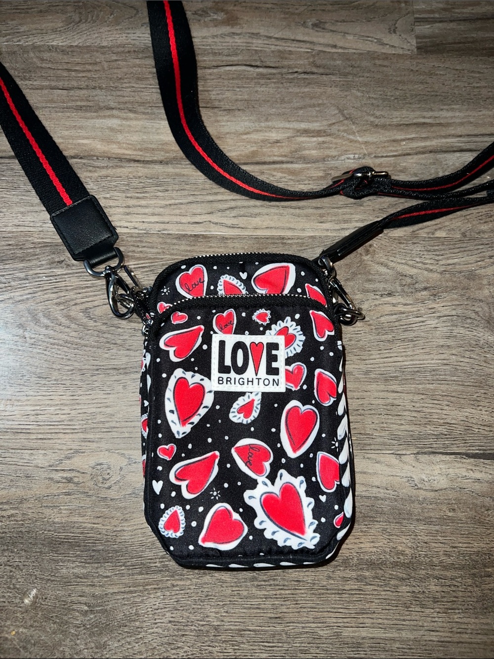Brighton Hearts A Flutter Utility Bag Crossbody Purse Black Red Hearts